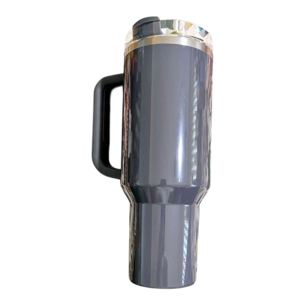 NEW Stanley 40 oz e.l.f. FlowState Quencher H2.0 Crystal Clear Night - Picture 7 of 7